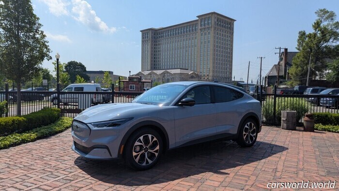 El Pony Car eléctrico de Ford mejora con la edad: prueba rápida | Carscoops